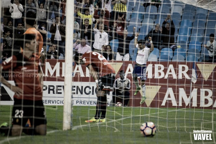 Ángel acerca al Real Zaragoza a su objetivo