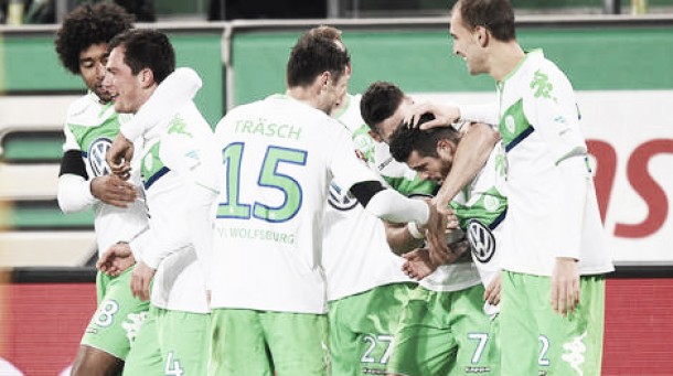 El Wolfsburgo abusa de la indolencia del Werder Bremen