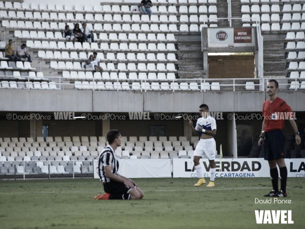 El FC Cartagena vuelve a firmar tablas ante un buen filial