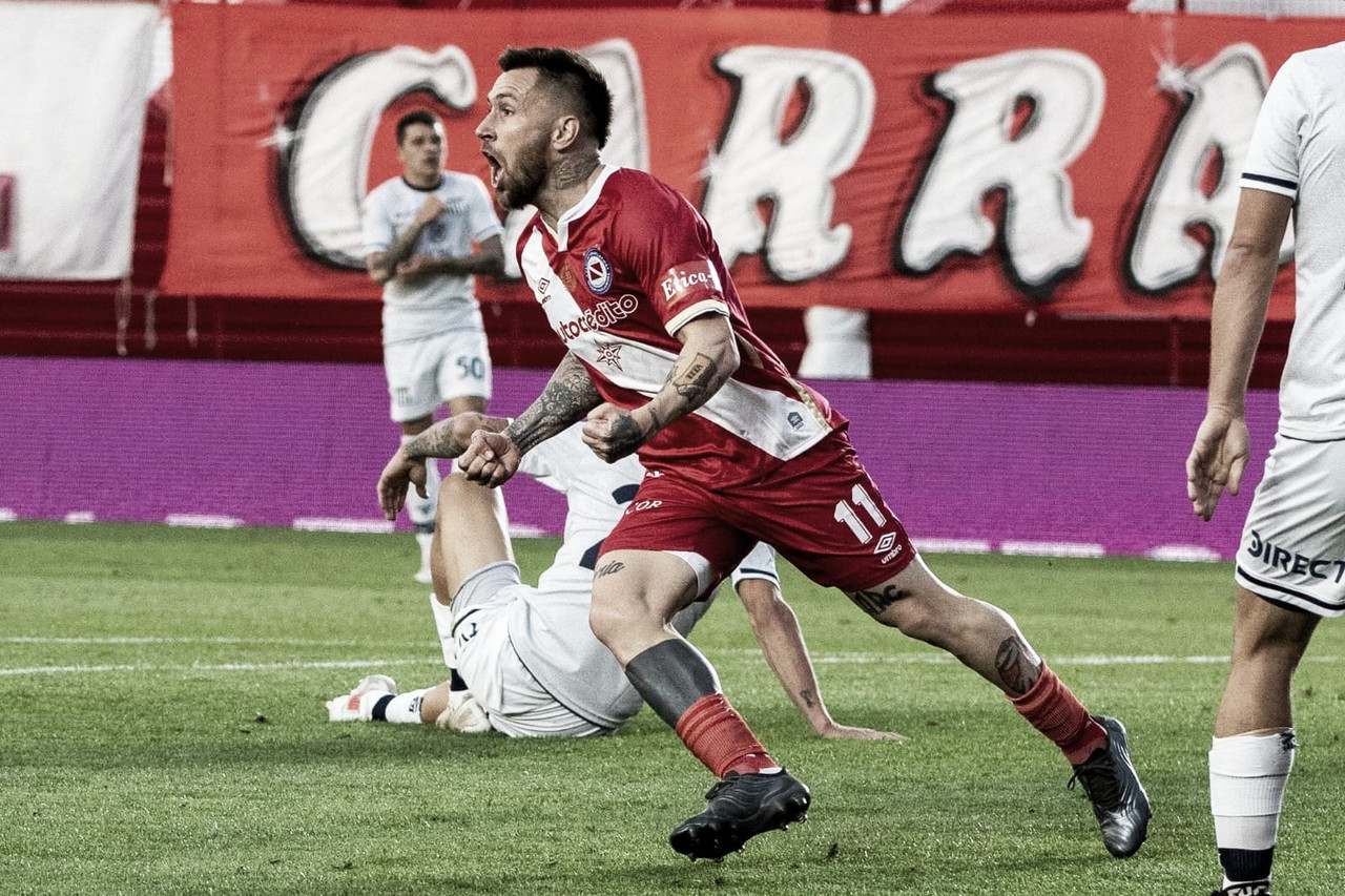 Partidazo
en la Paternal Partidazo
en la Paternal
