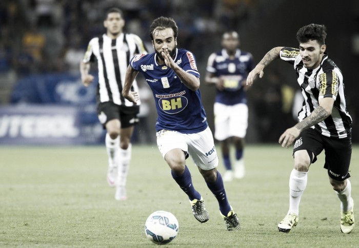 Buscando alcançar a liderança, Santos recebe Cruzeiro na Vila Belmiro