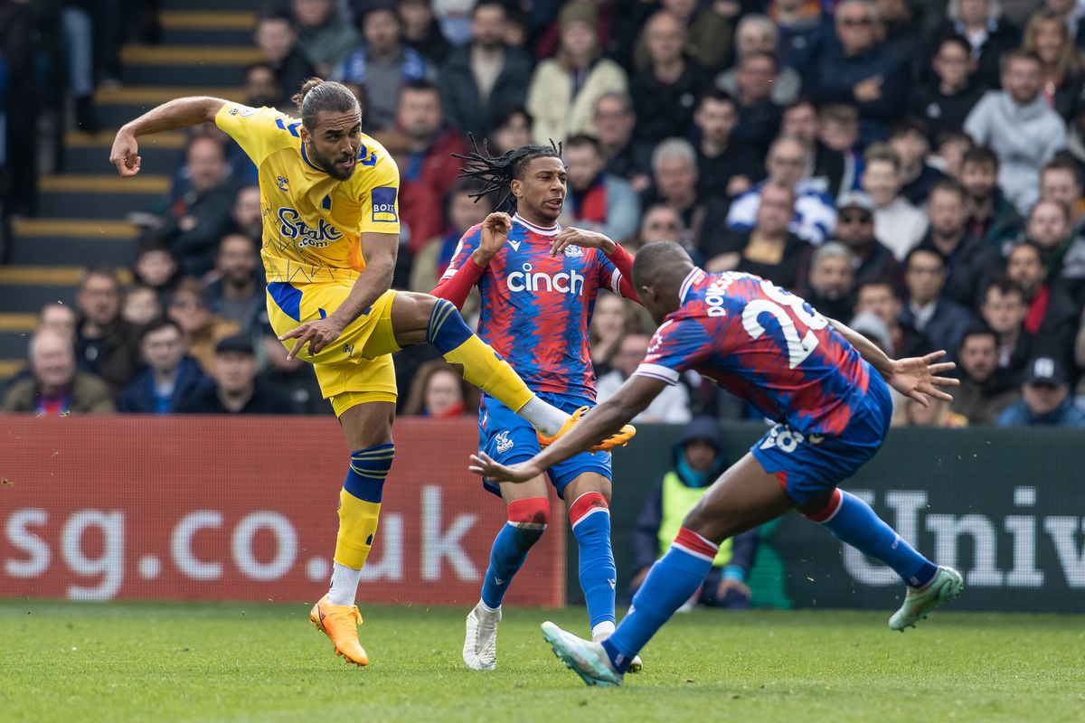 Own-goal costs Palace in 1-1 draw with Burnley in EPL