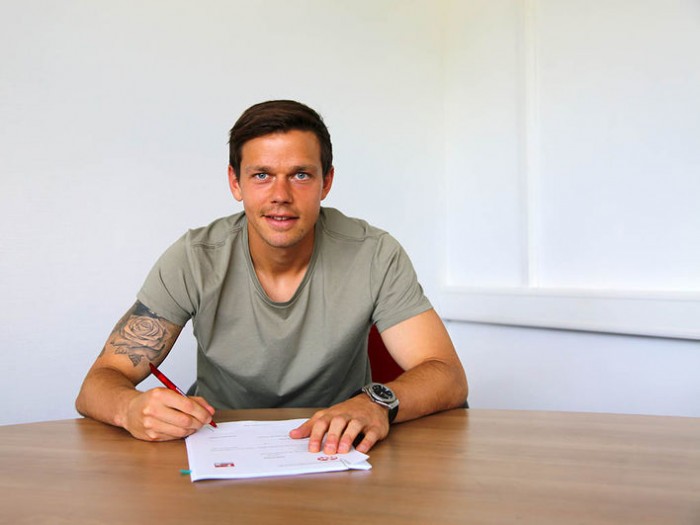 Kaiserslautern to sign Danish midfielder Mads Albaek