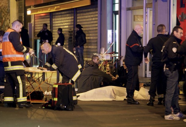 Más de 100 muertos en los atentados de París