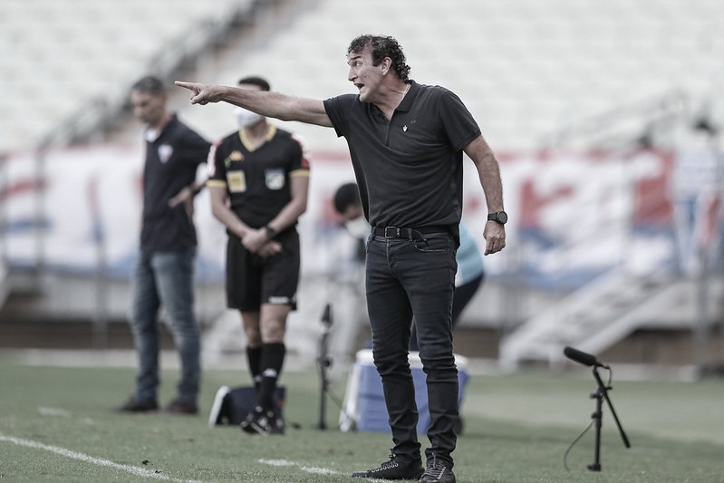 Cuca prega humildade no Atlético-MG após classificação para as semifinais da Copa do Brasil