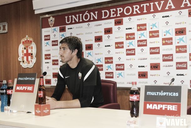 Julián Cuesta: "Pienso devolver la confianza que ha depositado el club en mí"