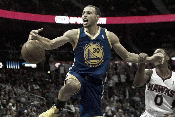 I Warriors rimontano con Curry; infortunio per Chris Paul