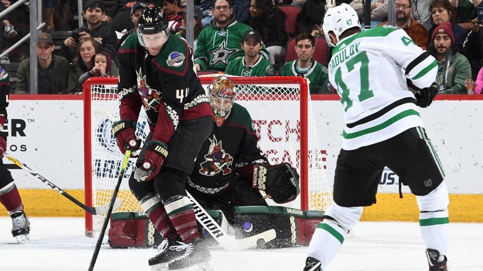 Arizona Coyotes power play comes to life as team defeats Dallas Stars