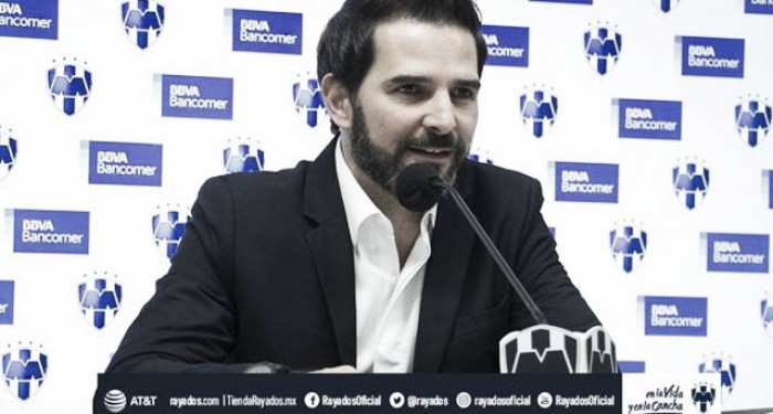 Confirmó Rayados que Duilio Davino releva a Luis Miguel Salvador