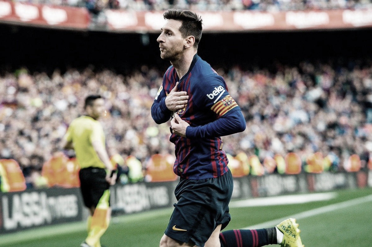 Messi faz dois e Barcelona derrota Espanyol no clássico catalão pela La Liga