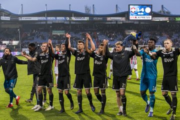 Eredivisie: l'Ajax si prende la vetta a scapito del PSV, notte fonda per il NAC Breda