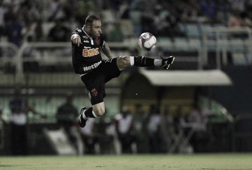 Bruno César comenta primeiro gol pelo Vasco: "Ainda bem que saiu antes do Brasileiro" Bruno César comenta primeiro gol pelo Vasco: "Ainda bem que saiu antes do Brasileiro"