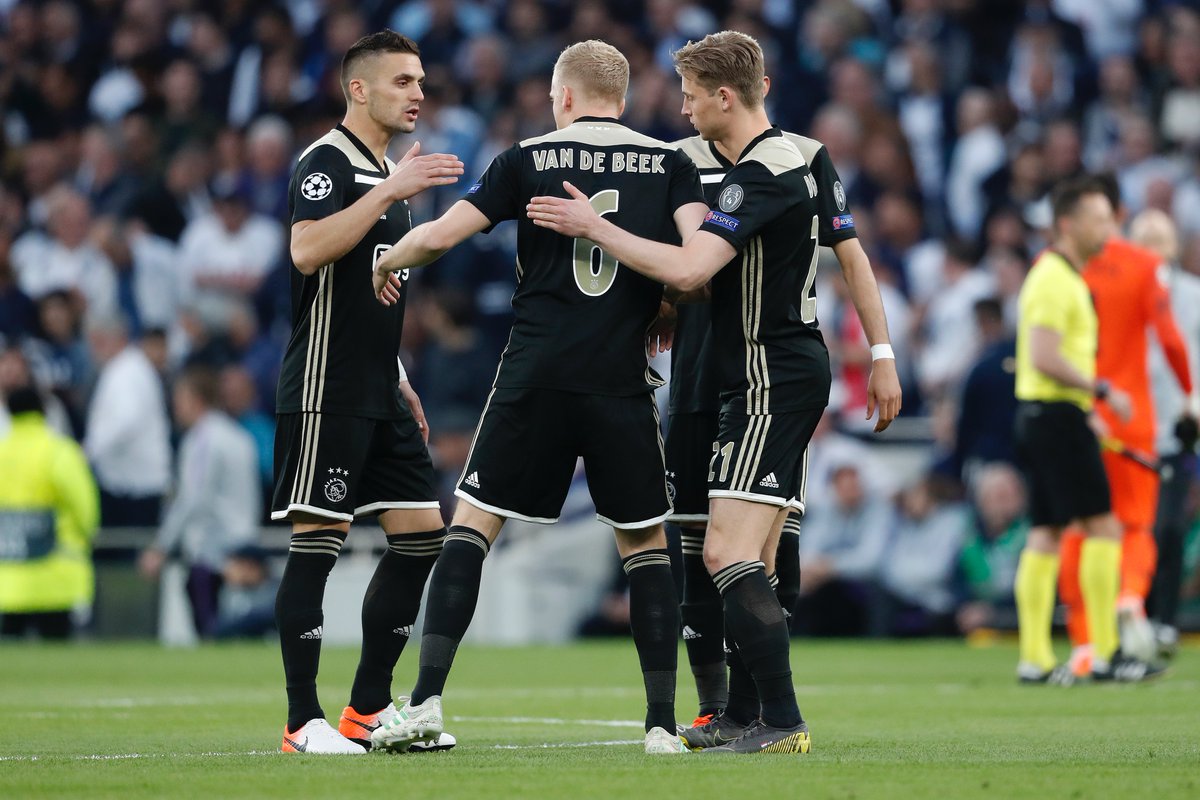 Champions League - L'Ajax vince il primo atto: battuto il Tottenham 0-1