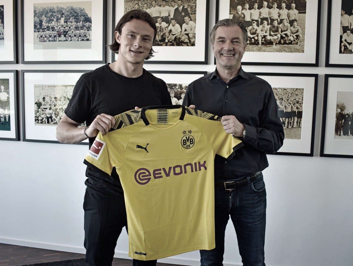 Borussia Dortmund anuncia Nico Schulz, ex-Hoffenheim, até 2024