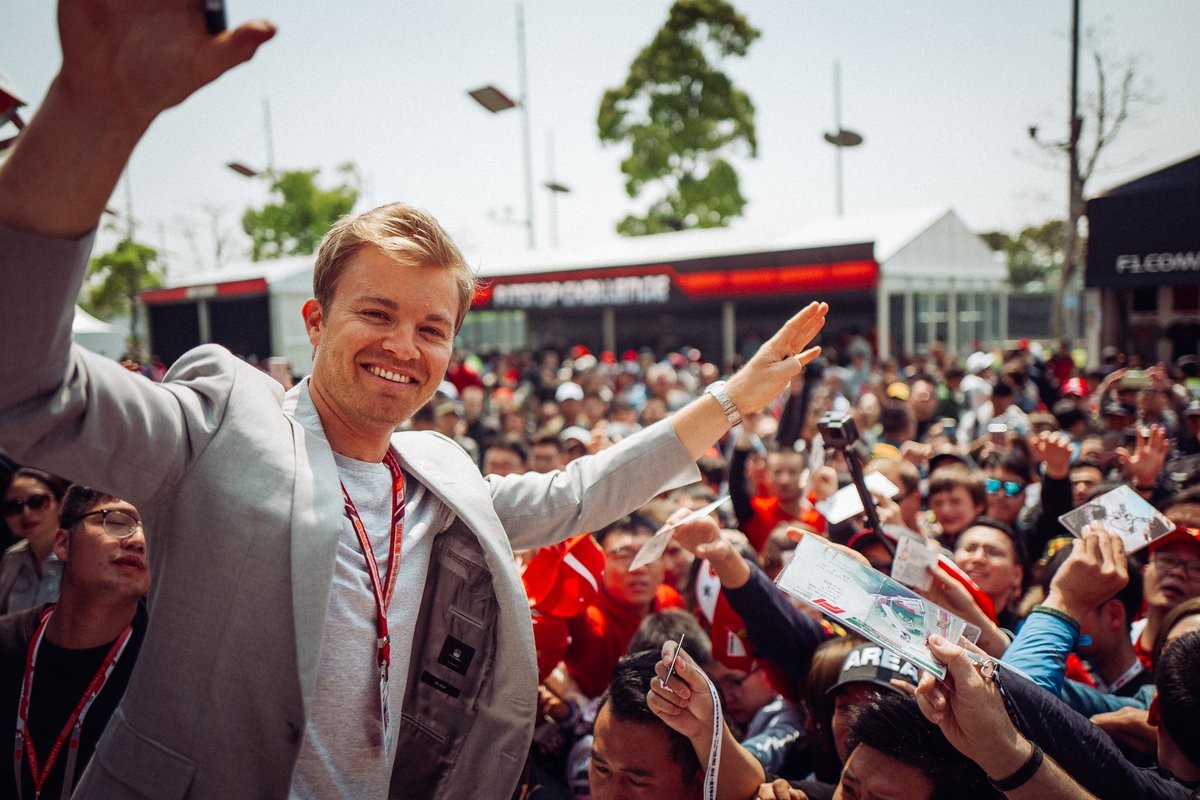 Formula 1 - Rosberg: "Se fossi Ricciardo andrei in Ferrari nel 2019"