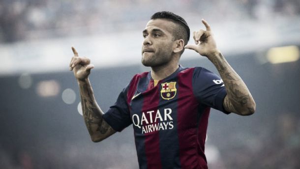 Dani Alves will wait to announce decision on future at Barcelona