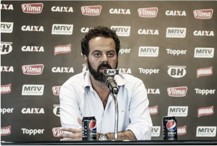 Apesar de resultado positivo, Nepomuceno critica arbitragem de Atlético-MG e Botafogo