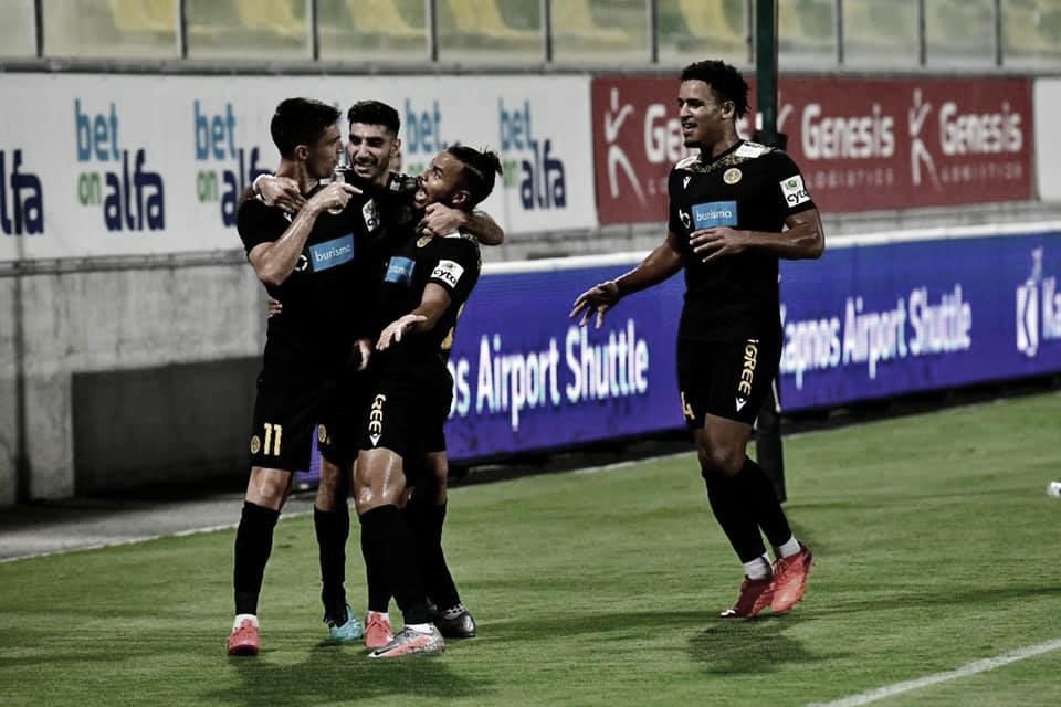 Danilo comemora boa fase no AEL Limassol e reforça briga pelo título do Campeonato Cipriota