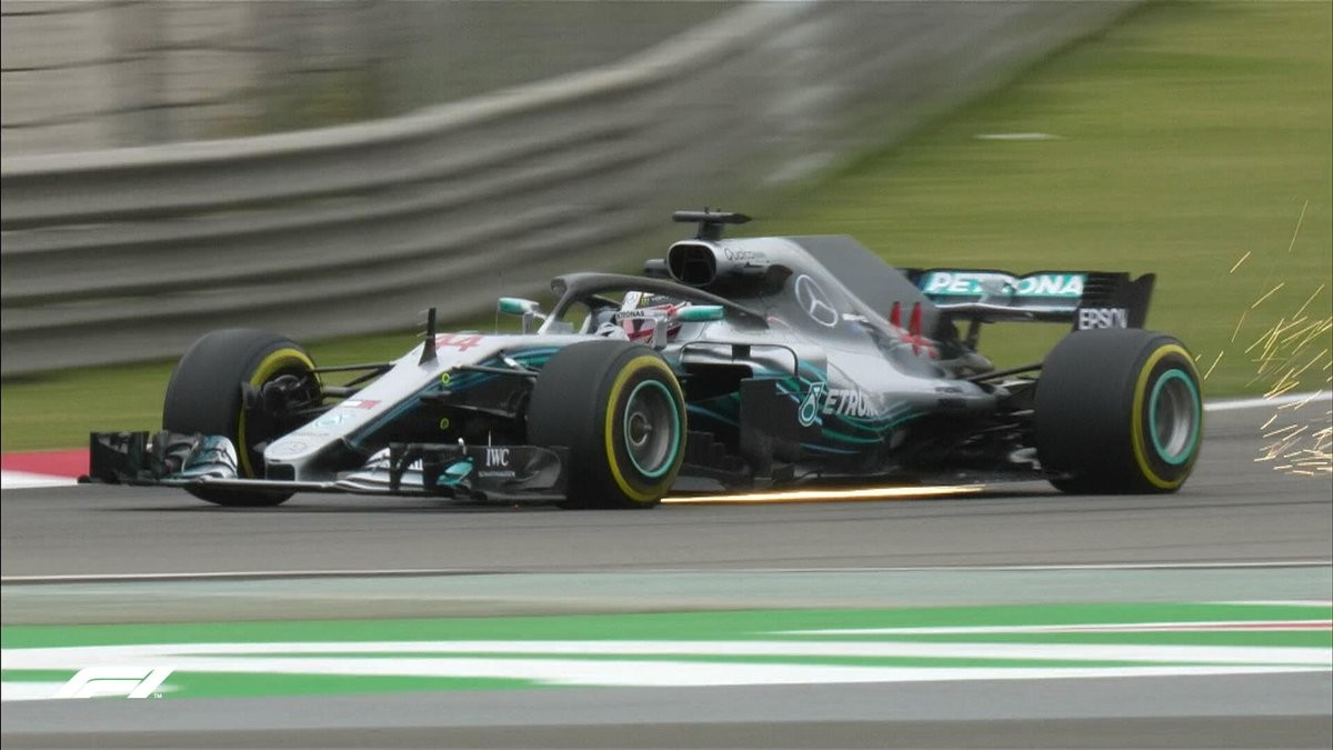 F1, GP Cina - Vola Hamilton nelle prime libere