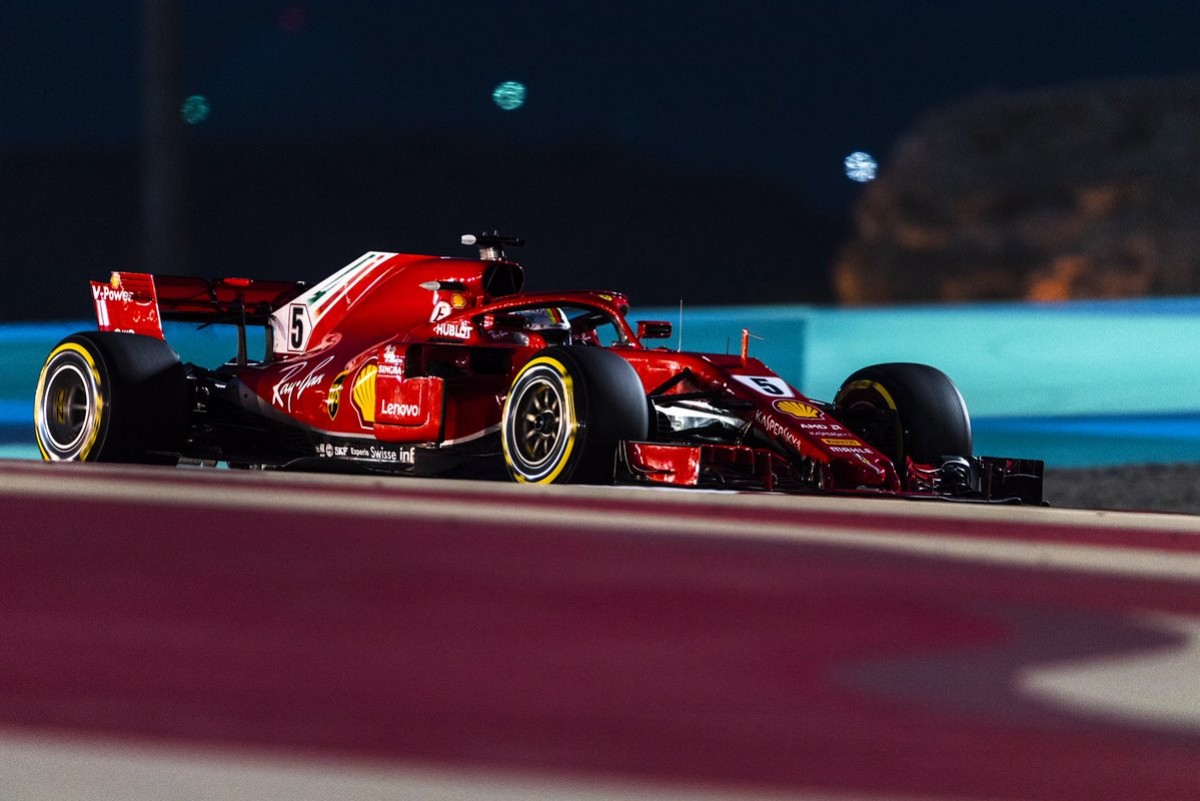 Formula 1 - Vettel sontuoso vince in Bahrain, Bottas e Hamilton si arrendono