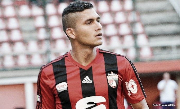 Darwin Gómez: "Tenemos que apretar y pensar en le próximo rival" Darwin Gómez: "Tenemos que apretar y pensar en le próximo rival"