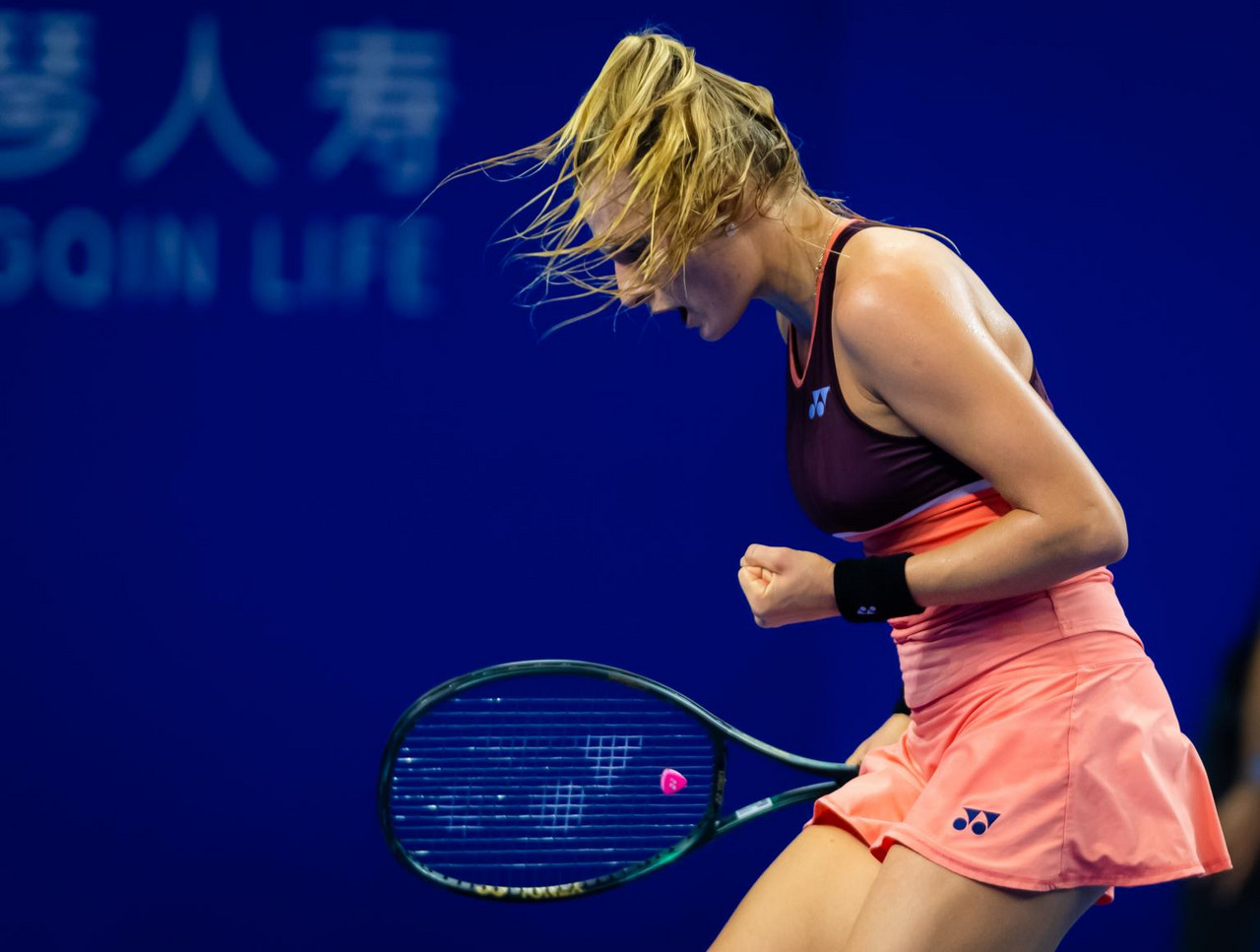 WTA Zhuhai: Dayana Yastremska wins high-quality encounter against Donna Vekic