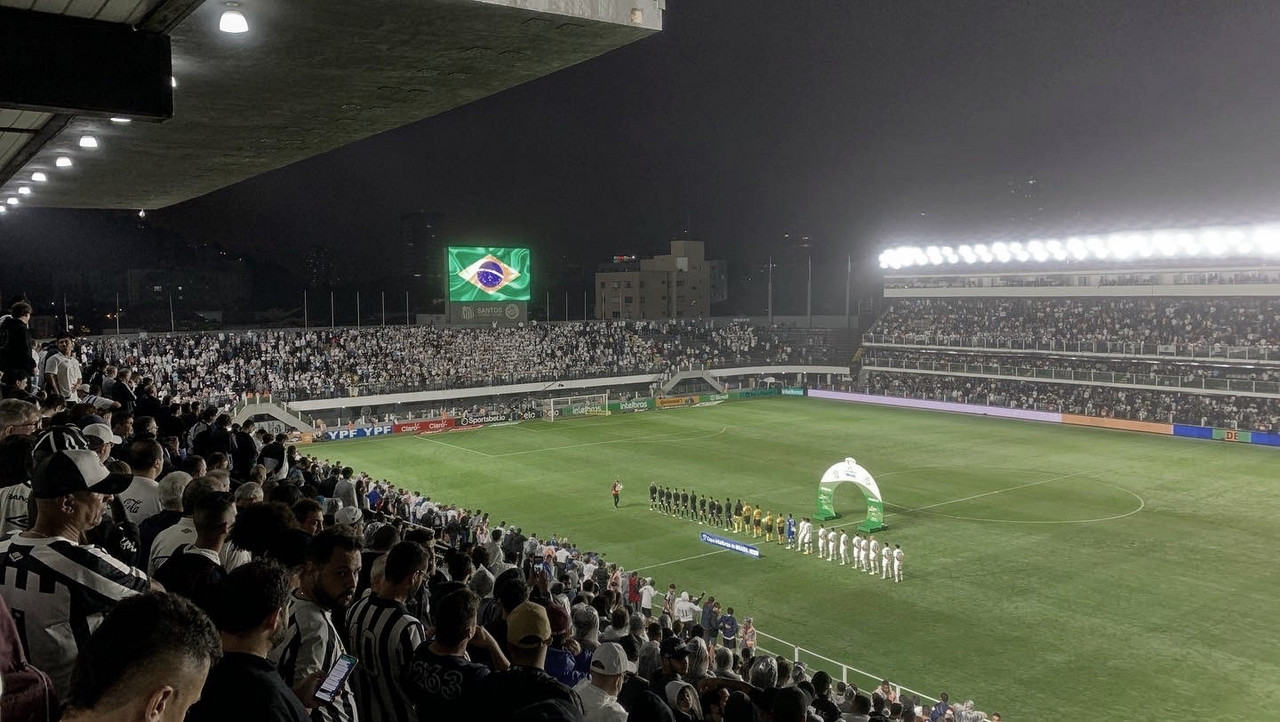Pressionados, Santos e Botafogo se enfrentam na Vila Belmiro 