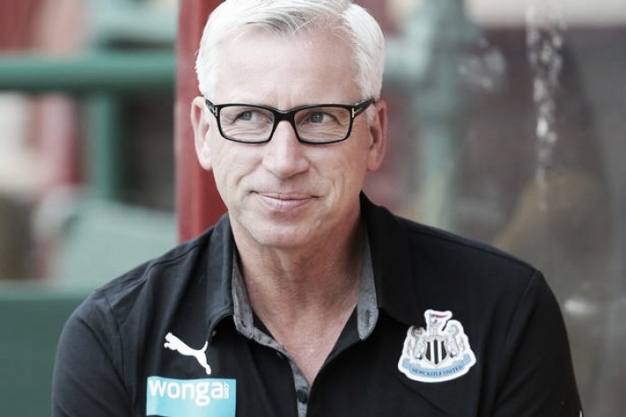 Pardew: "No me interesa el trabajo del Sunderland por mi pasado en el Newcastle"