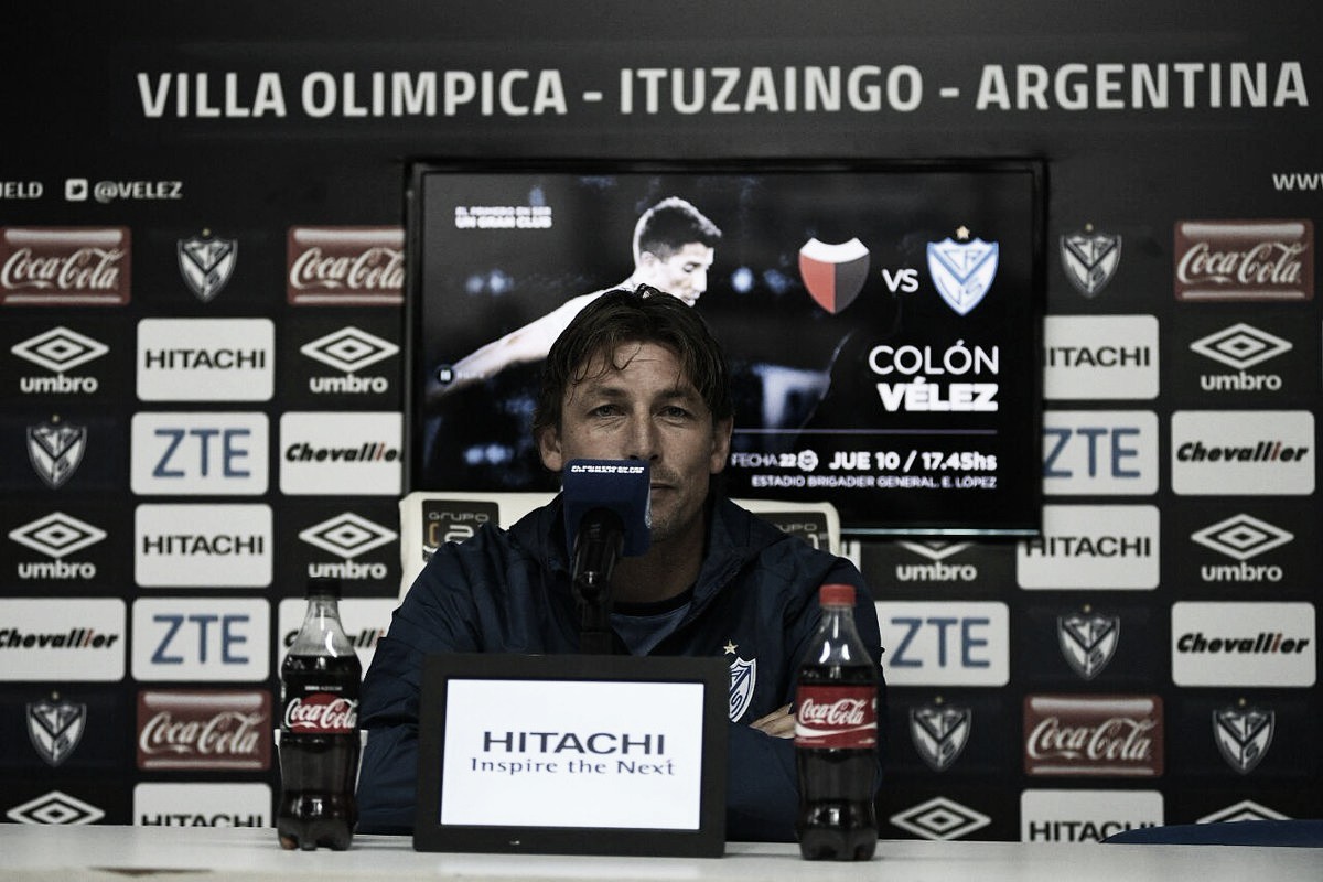 Heinze: "Si yo fuera hincha de Vélez me sentiría muy orgulloso" Heinze: "Si yo fuera hincha de Vélez me sentiría muy orgulloso"