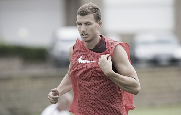 Roma, senti Dzeko: "Domani abbiamo bisogno dei nostri tifosi"