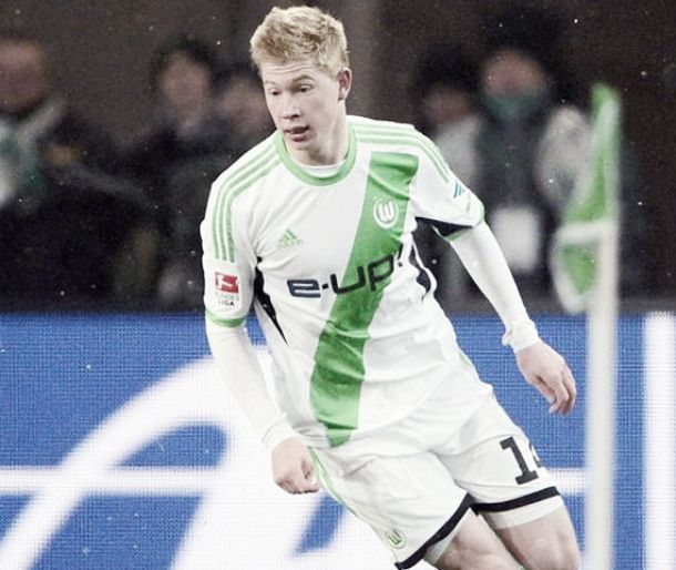 El Wolfsburgo gana al son de Kevin de Bruyne