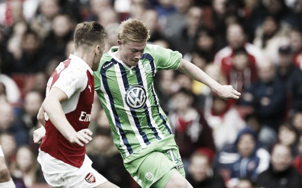 Barcelona and Real Madrid interested in De Bruyne