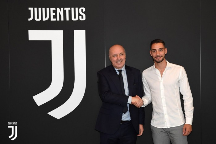 Juventus, De Sciglio: "Qui per Allegri e perchè la squadra è top"