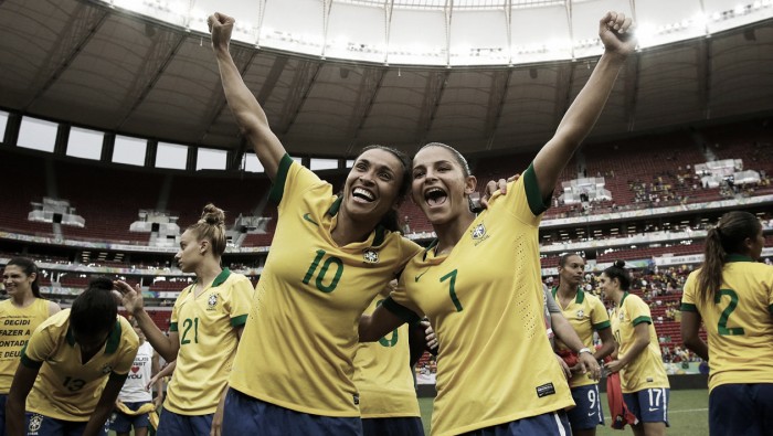 Debinha será a substituta de Cristiane no Brasil Debinha será a substituta de Cristiane no Brasil