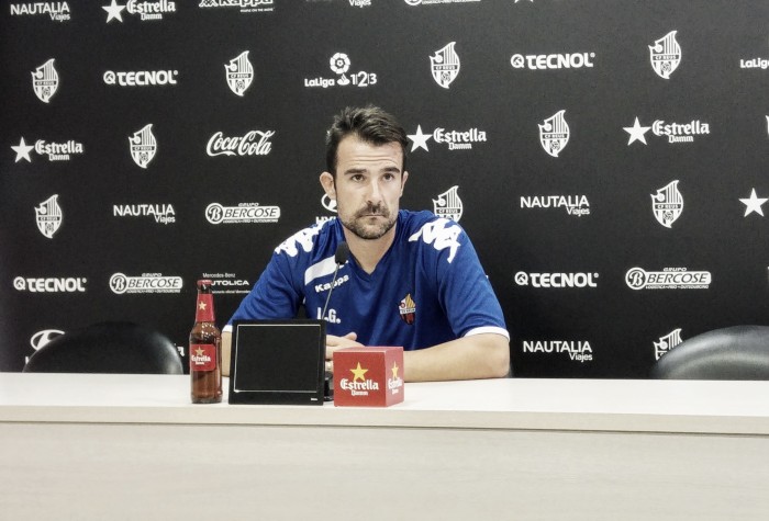 López Garai: "Jugamos el derbi en casa y hay que aprovecharlo" López Garai: "Jugamos el derbi en casa y hay que aprovecharlo"