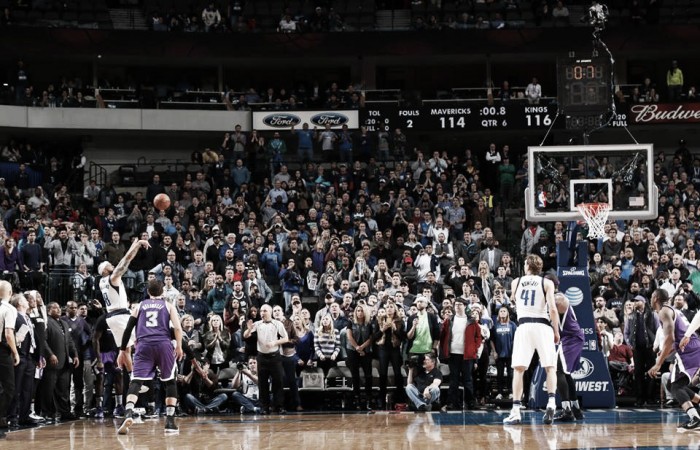 Nba, Deron Williams stende i Kings dopo due overtime (117-116)