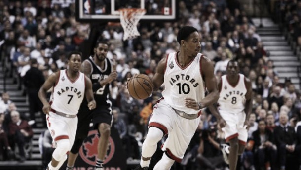 NBA, gli Spurs cadono a Toronto sotto i colpi di DeRozan (97-94)