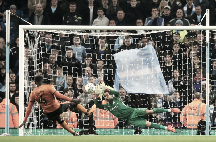 La tanda de penaltis salva al Manchester City
