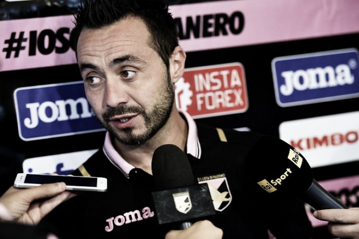 De Zerbi spinge il Palermo: "La squadra è sul pezzo, a Bologna decisivi i dettagli"