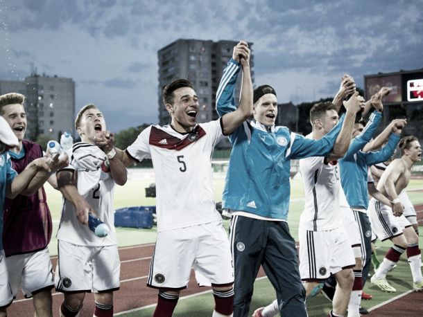 Germany under-17 1-0 Russia under-17: Serra soars above the rest to secure final berth