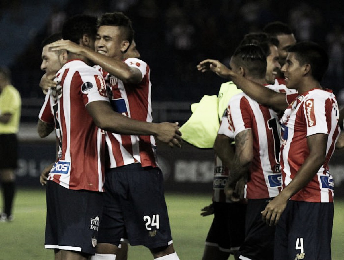 Junior dejó a Lanús en el camino y está en octavos de la Copa Sudamericana Junior dejó a Lanús en el camino y está en octavos de la Copa Sudamericana