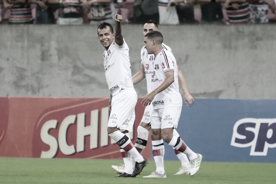 Invicto no Pernambucano, Didira destaca boa fase vivida no Santa Cruz Invicto no Pernambucano, Didira destaca boa fase vivida no Santa Cruz