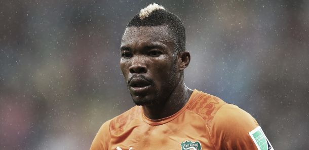 Stuttgart sign Serey Die