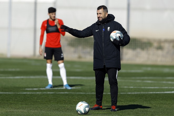 Diego Martínez: "El partido contra el Espanyol es para disfrutar" Diego Martínez: "El partido contra el Espanyol es para disfrutar"