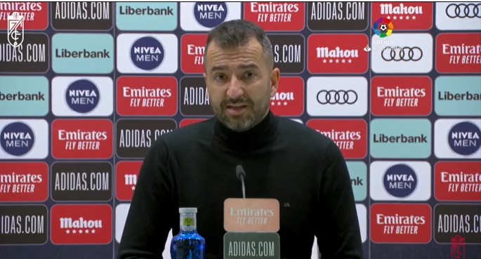 Diego Martínez: "El equipo ha tenido sus opciones ante un rival tan fuerte" Diego Martínez: "El equipo ha tenido sus opciones ante un rival tan fuerte"