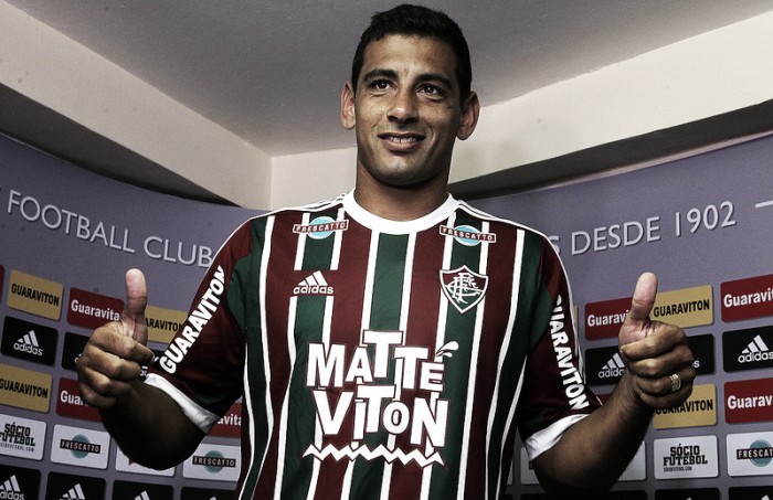 Diego Souza é oficialmente apresentado no Fluminense