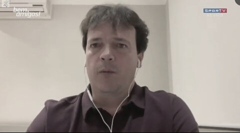 Fernando Diniz fala sobre Brenner, pressão em técnicos e rodízio de elenco