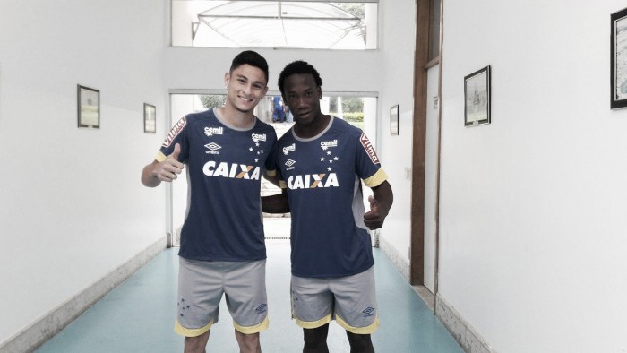 Caras novas: Caicedo e Diogo Barbosa fazem exames e testes físicos na Toca da Raposa II