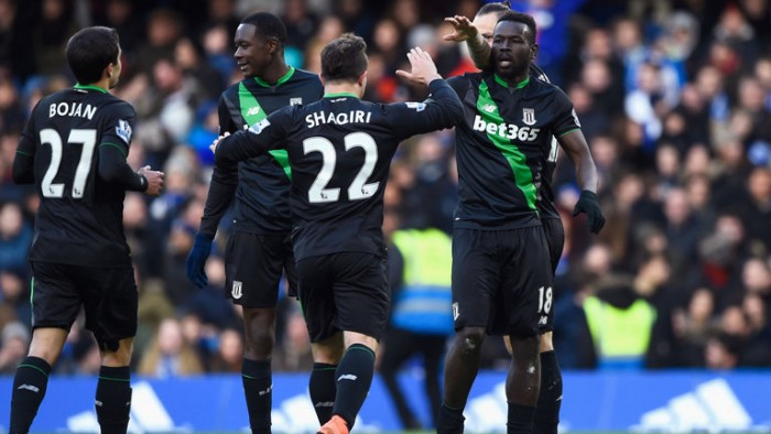 Diouf regala il pareggio allo Stoke, 1-1 con il Chelsea