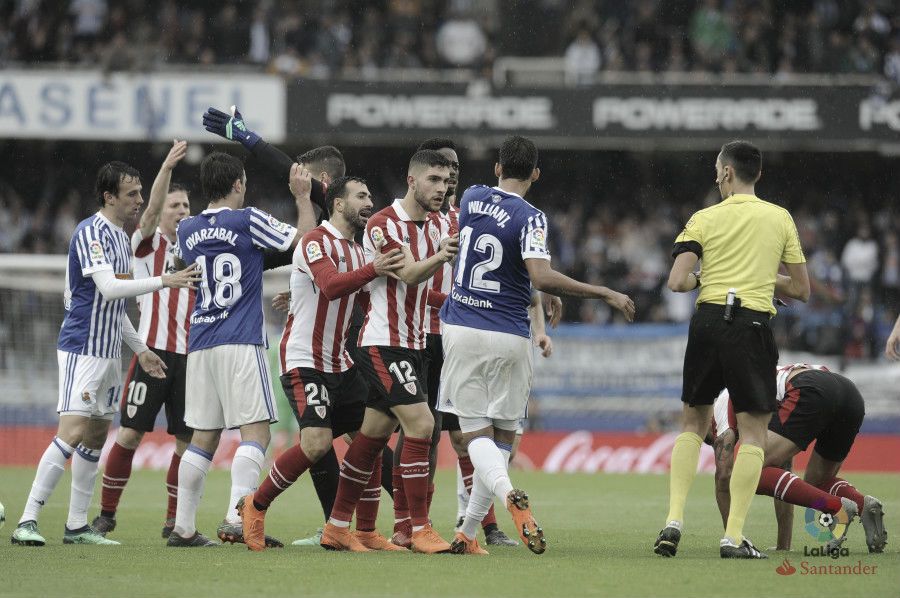 Real Sociedad vs Athletic Club: Un Derbi con sabor txuri-urdin Real Sociedad vs Athletic Club: Un Derbi con sabor txuri-urdin